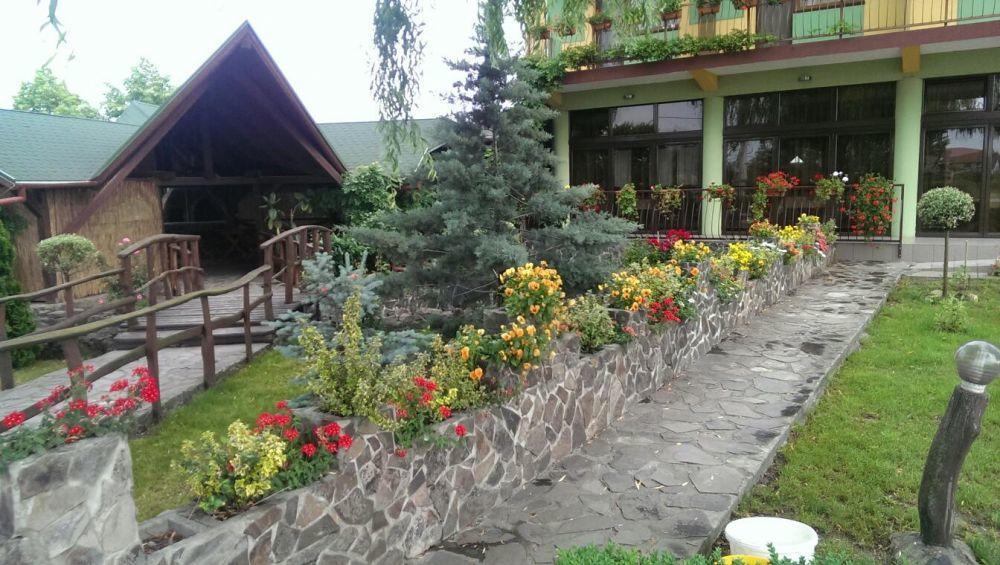 Pensiunea Brigi Satu Mare Ngoại thất bức ảnh